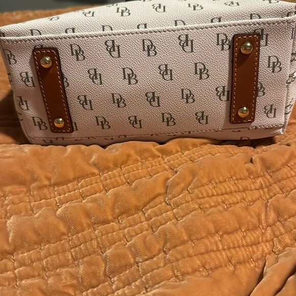 Dooney & Bourke Gretta Lani Crossbody White and Brown - Picture 8 of 16